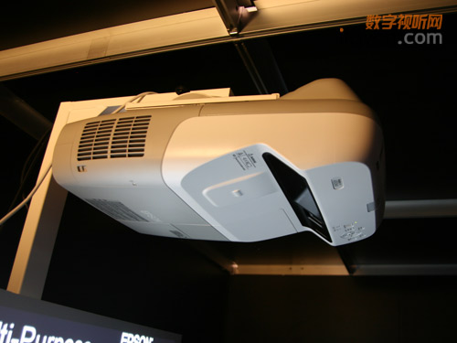 (i)EB-450Wi/450WʽͶӰC(j)