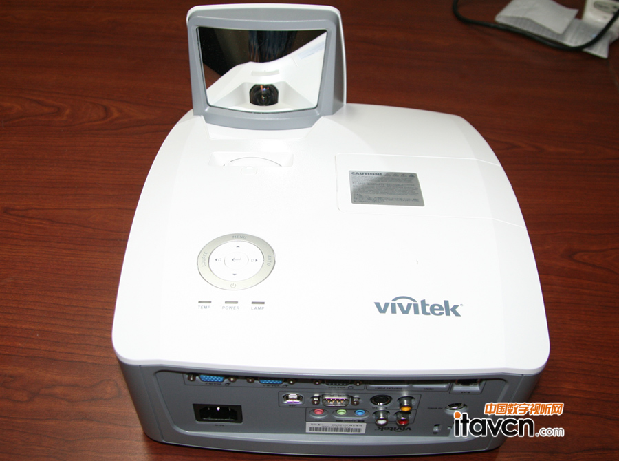 Vivitek D751ST(sh)