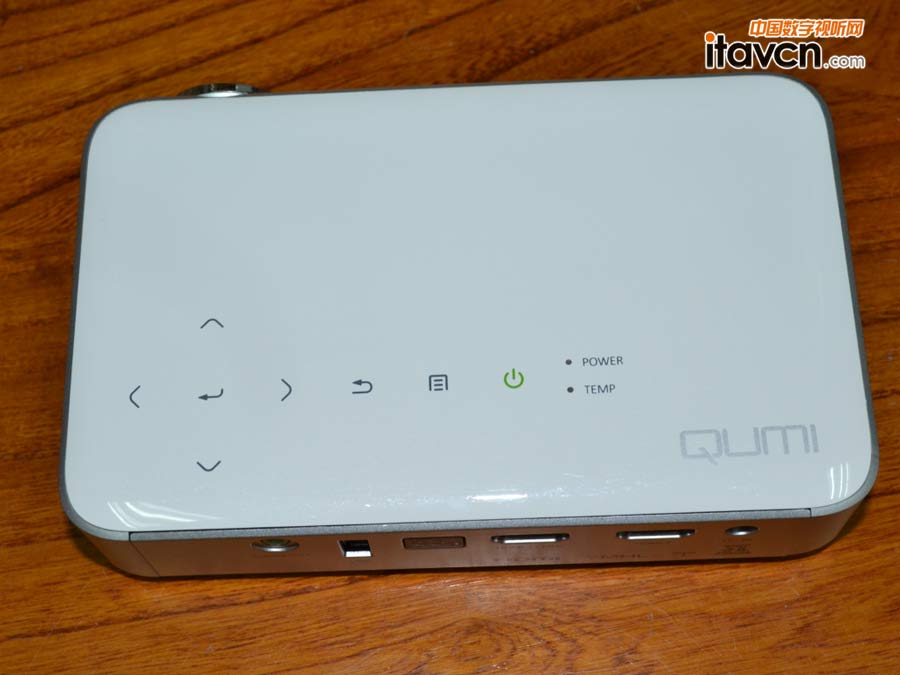 Vivitek(Ӎ)QUMI Q6